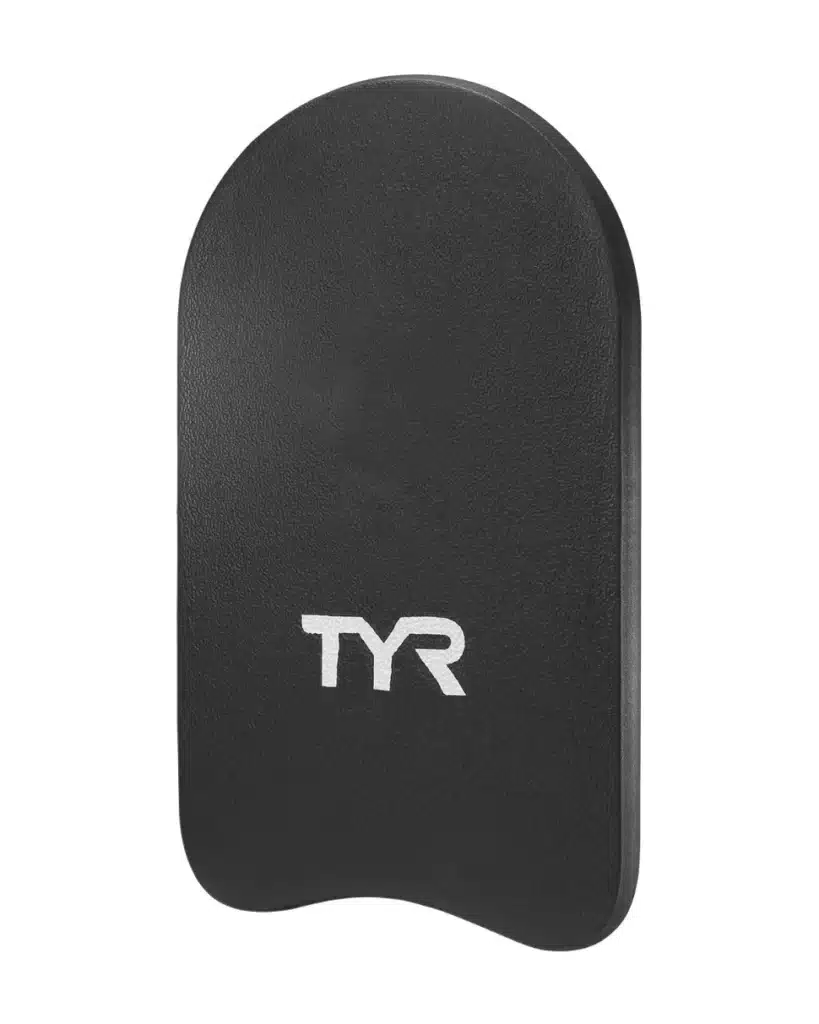 Equipements et accessoires de piscine : la planche de natation TYR