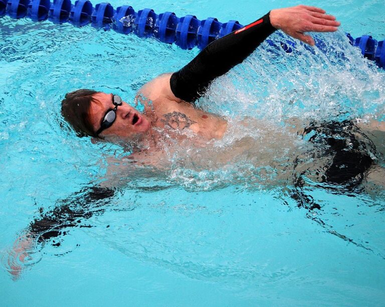 Swolf score : le chiffre qui change tout pour progresser en natation avec votre montre connectée