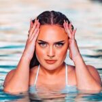 Fond de teint corps waterproof pour nageurs : comment camoufler vos imperfections même dans l&rsquo;eau