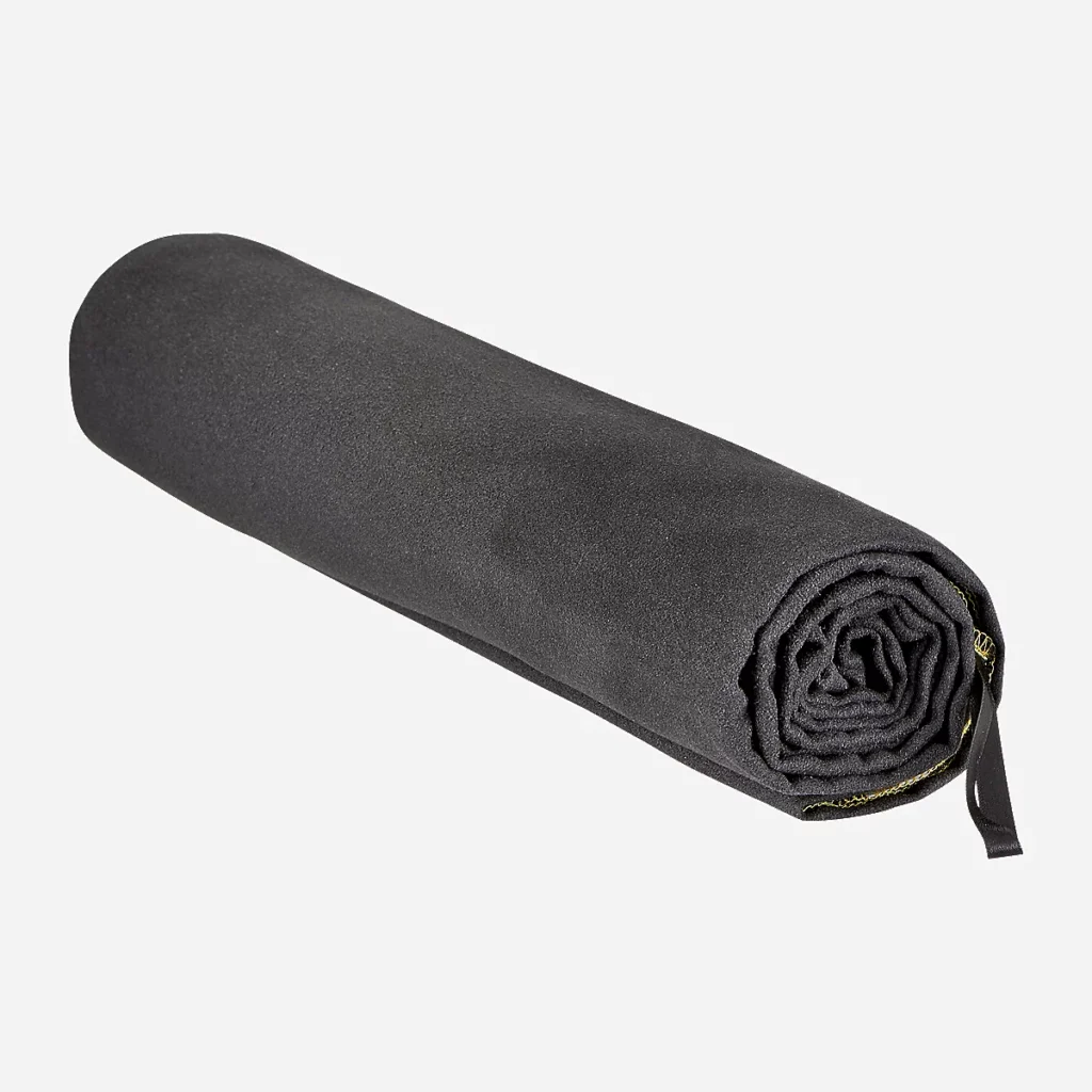 Serviette de sport microfibre ITS noire, grande taille, compacte et séchage rapide