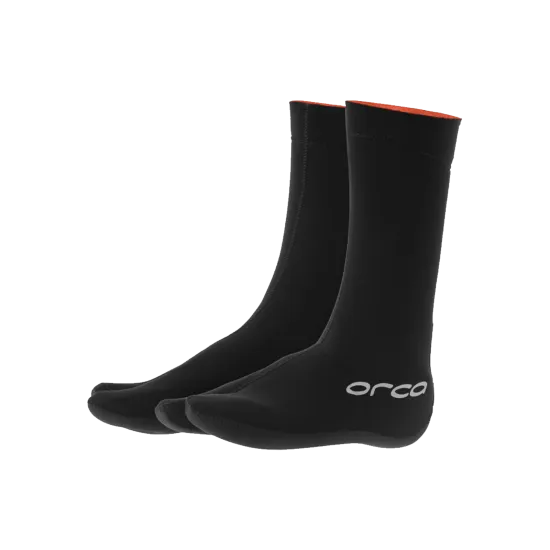 Affrontez l’eau froide avec les chaussons néoprène Orca Hydro Bootie : confort, chaleur et adhérence pour swimrun et triathlon.